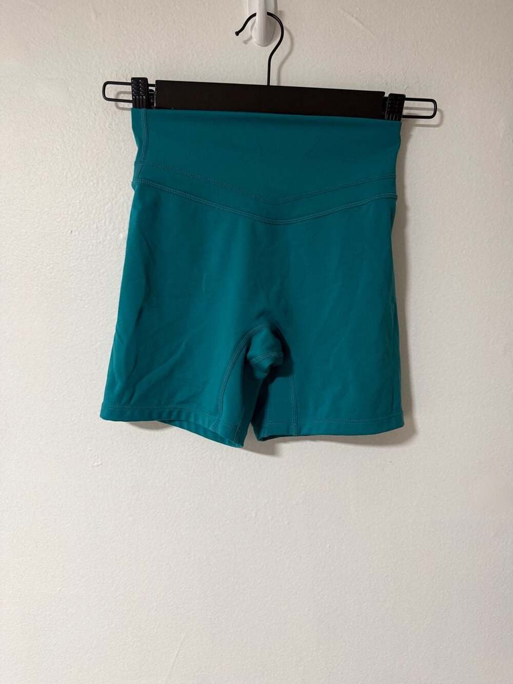 Vitality V-Cross High-Waisted Athletic Biker Shorts Teal Green XS
